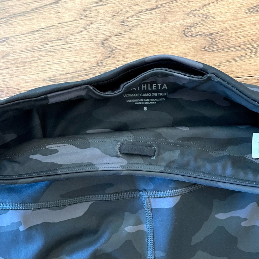 Athleta New Ultimate Stash Pocket 7/8 Camo Tight!! NWOT - Picture 6 of 8